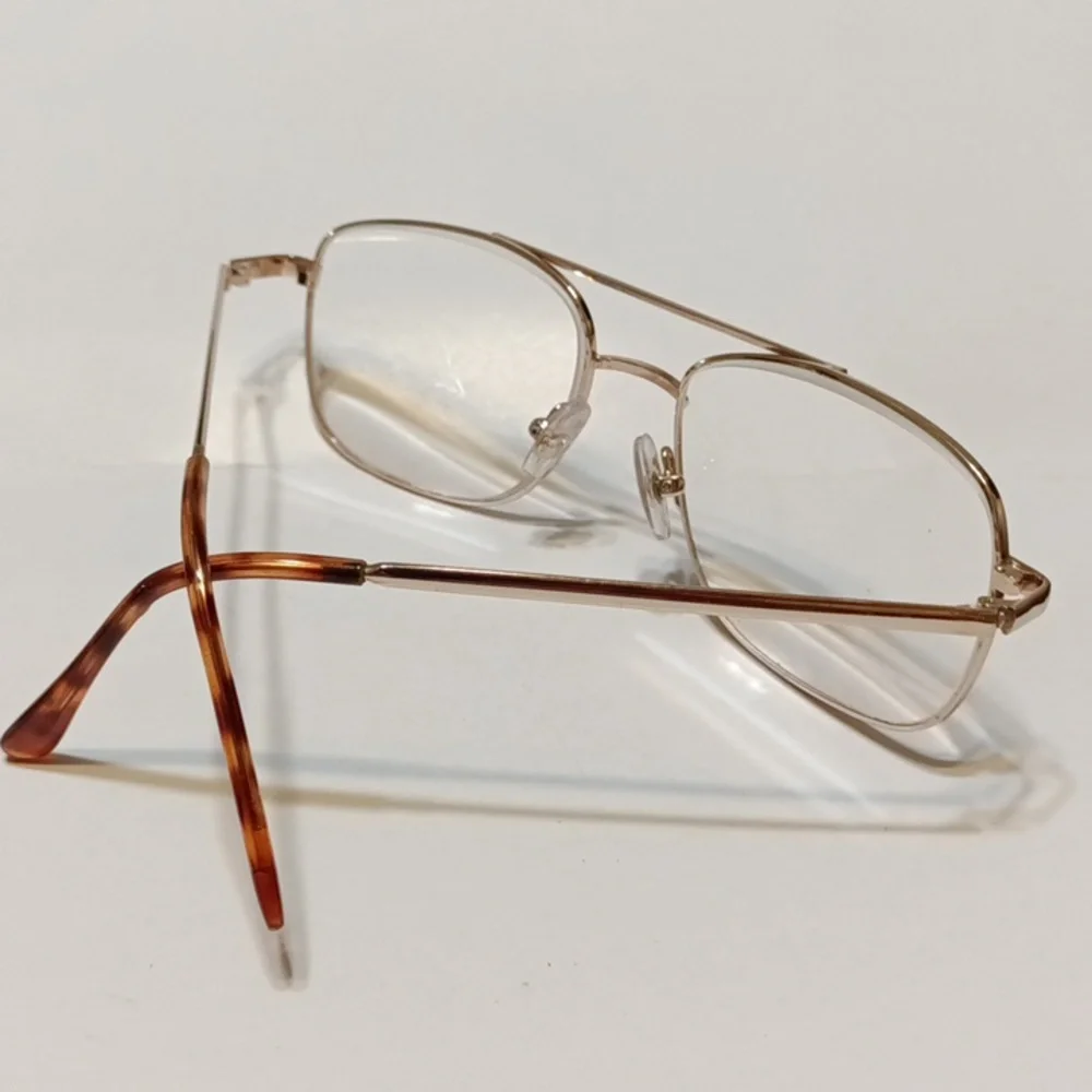 Foster Grant Aviator Style Magnifier Reading Glasses Frame Columbia storage case